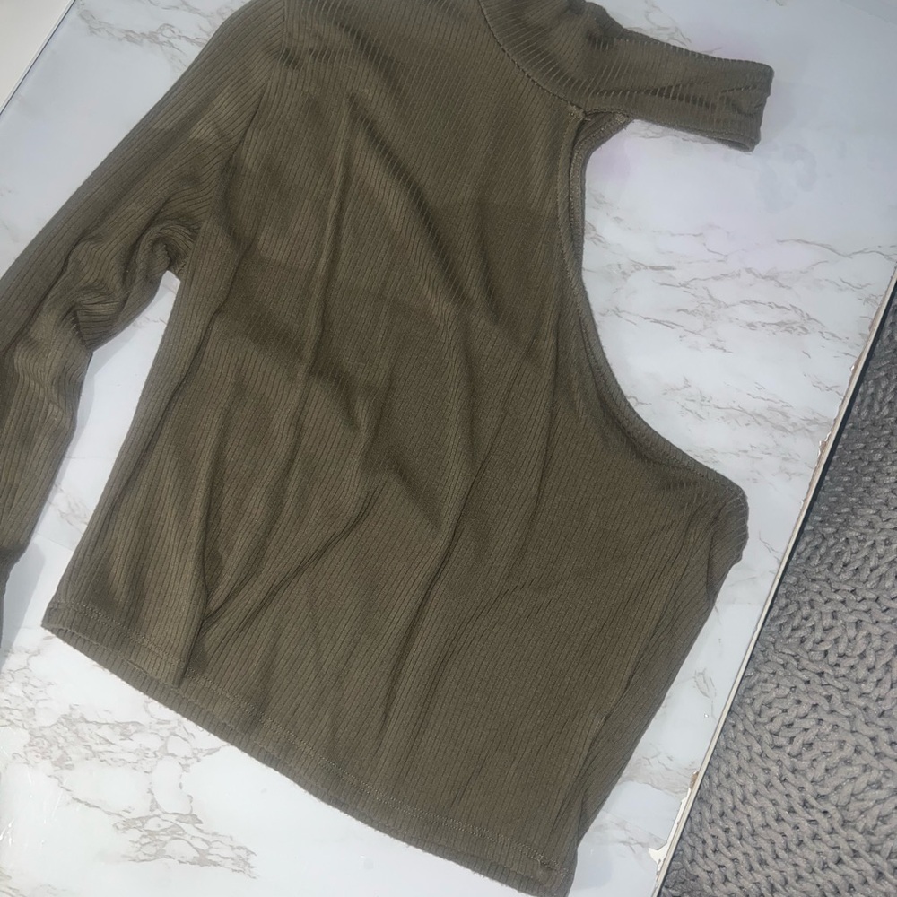 Garage Olive Ribbed One-Shoulder Top - Picture 2 of 3